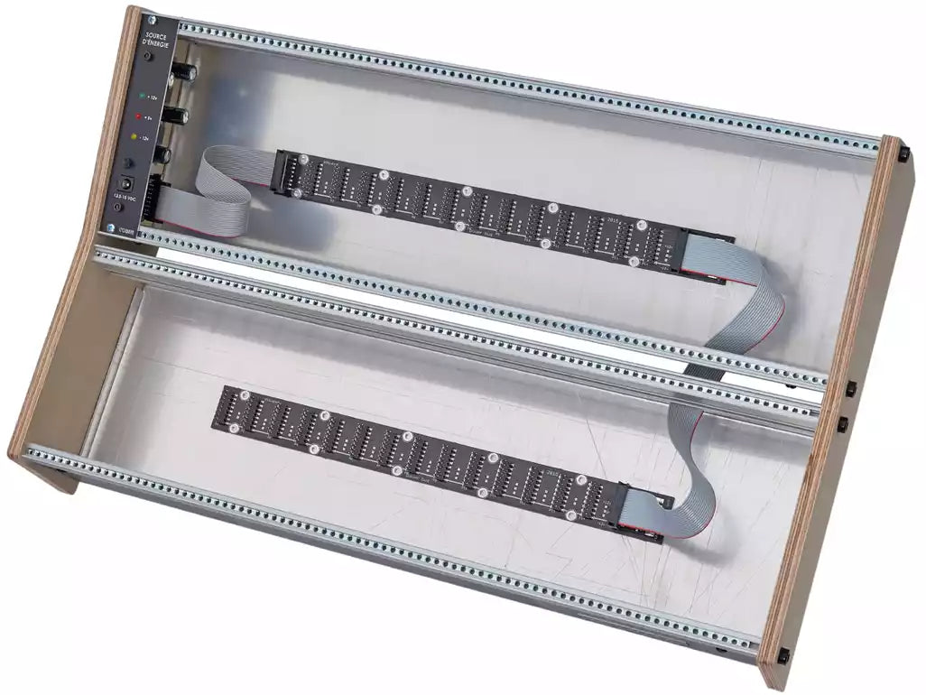 Eowave 6U Studio Case Angled 2x 84HP incl. PSU