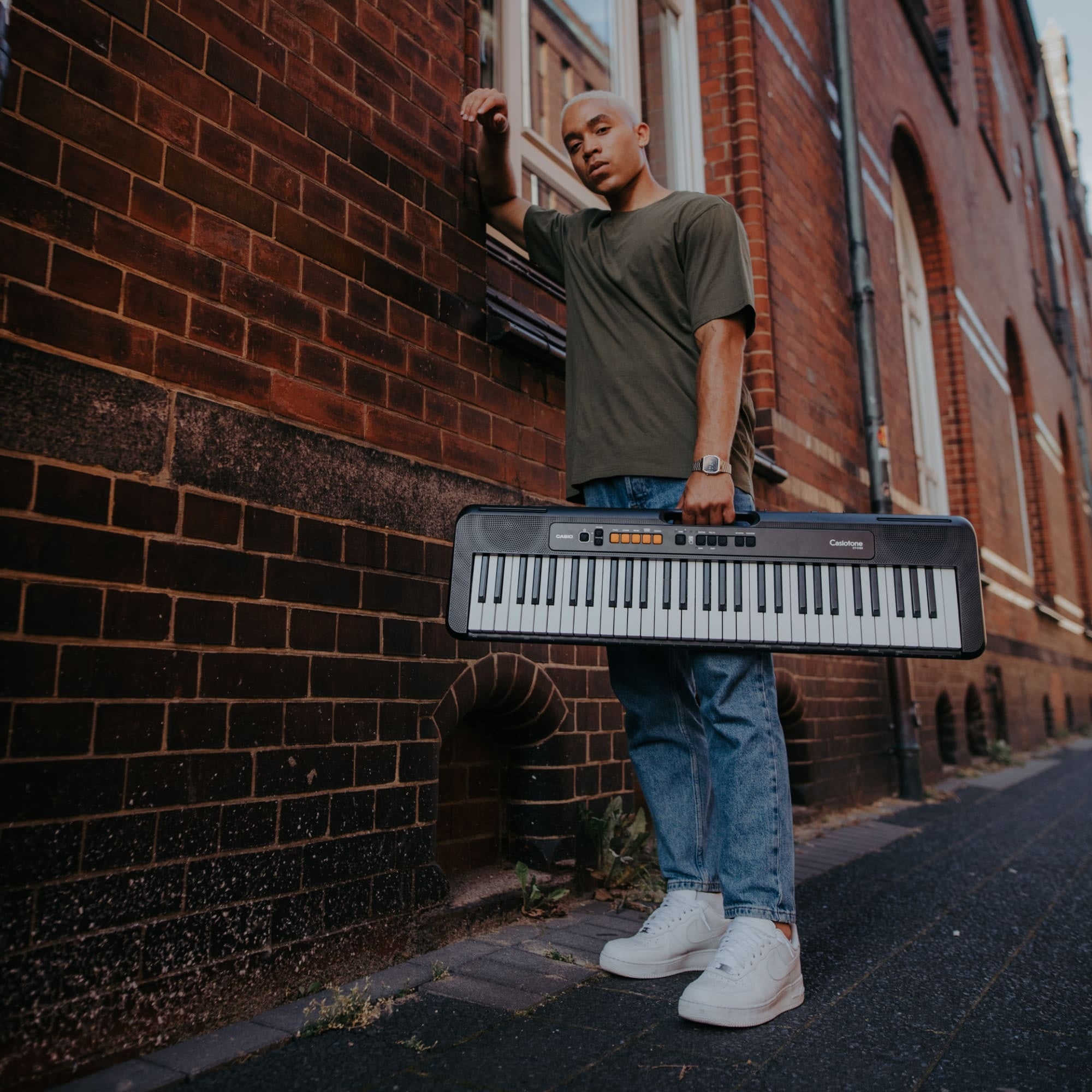 CT-S100 Casiotone Series Keyboard (Black)