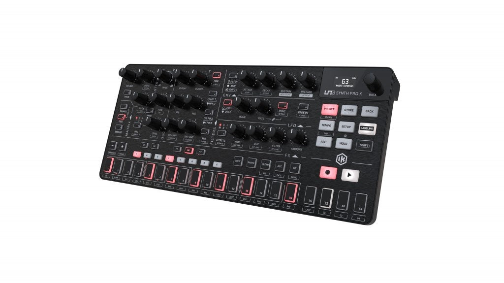 IK Multimedia UNO Synth PRO X