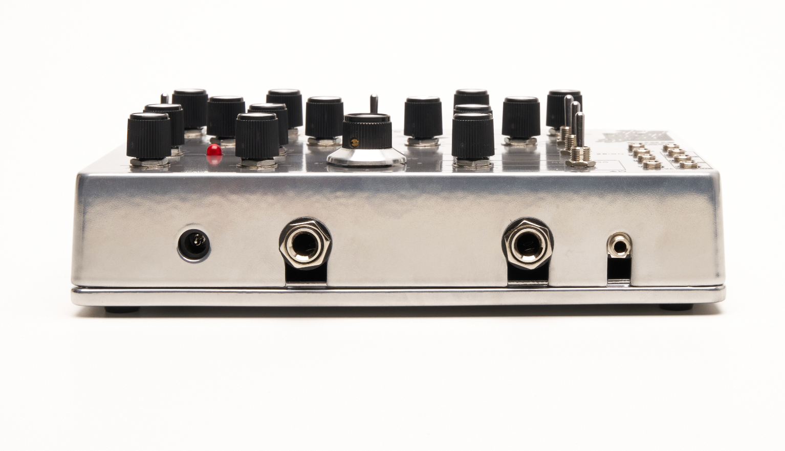 Body Synths Metal Fetishist Chrome ( Limited - 1 unit left )