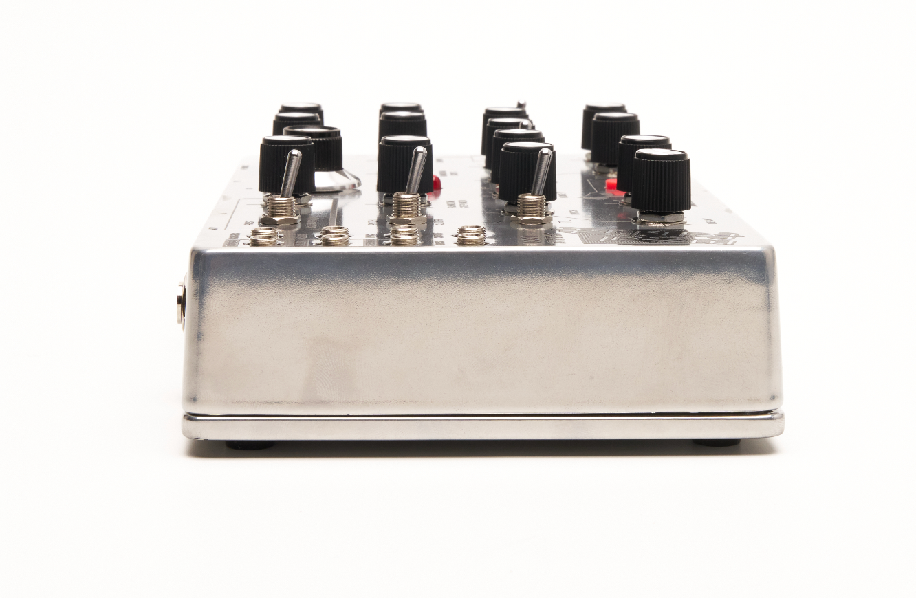 Body Synths Metal Fetishist Chrome ( Limited - 1 unit left )