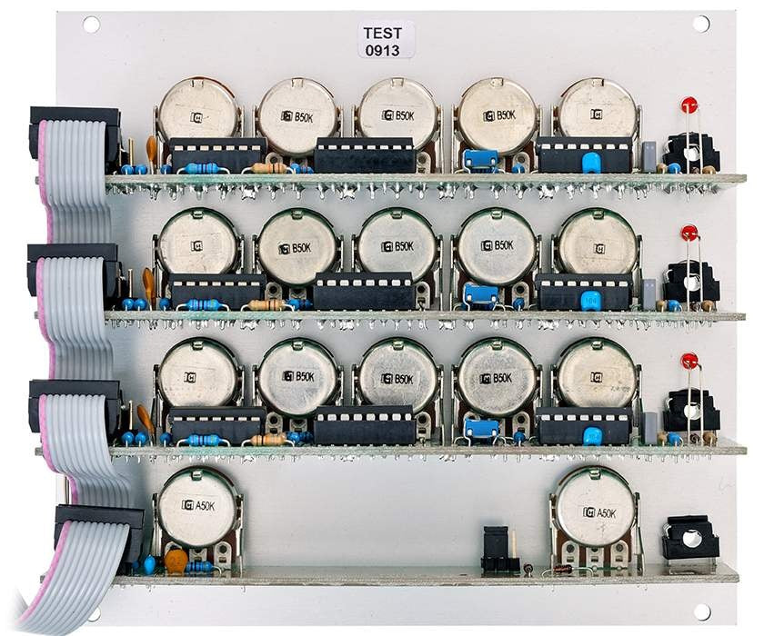 Doepfer A-127 VC Triple Resonance Filter