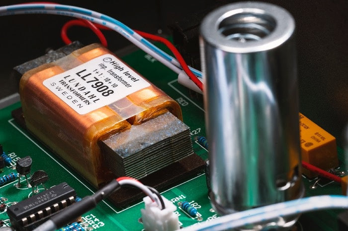 Warm Audio Warm WA-1B