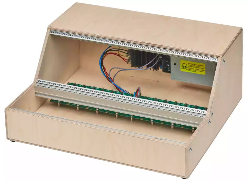 Doepfer A-100LCB Low Cost Base PSU3