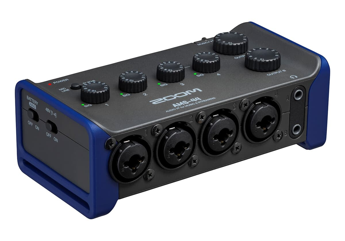 Zoom AMS-44