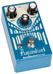 Earthquaker devices AQUEDUCT