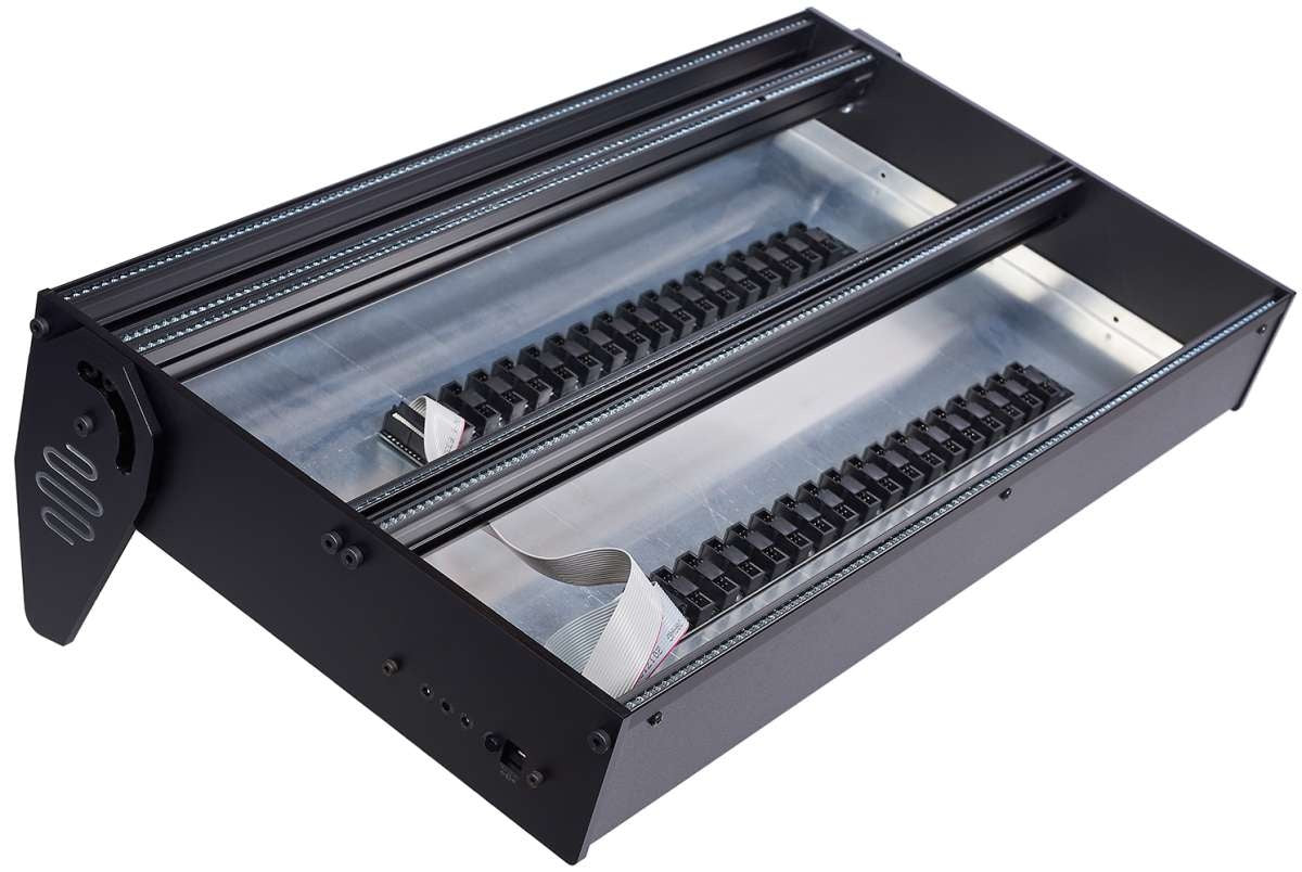 Eowave 7U black 2x 104TE incl. PSU